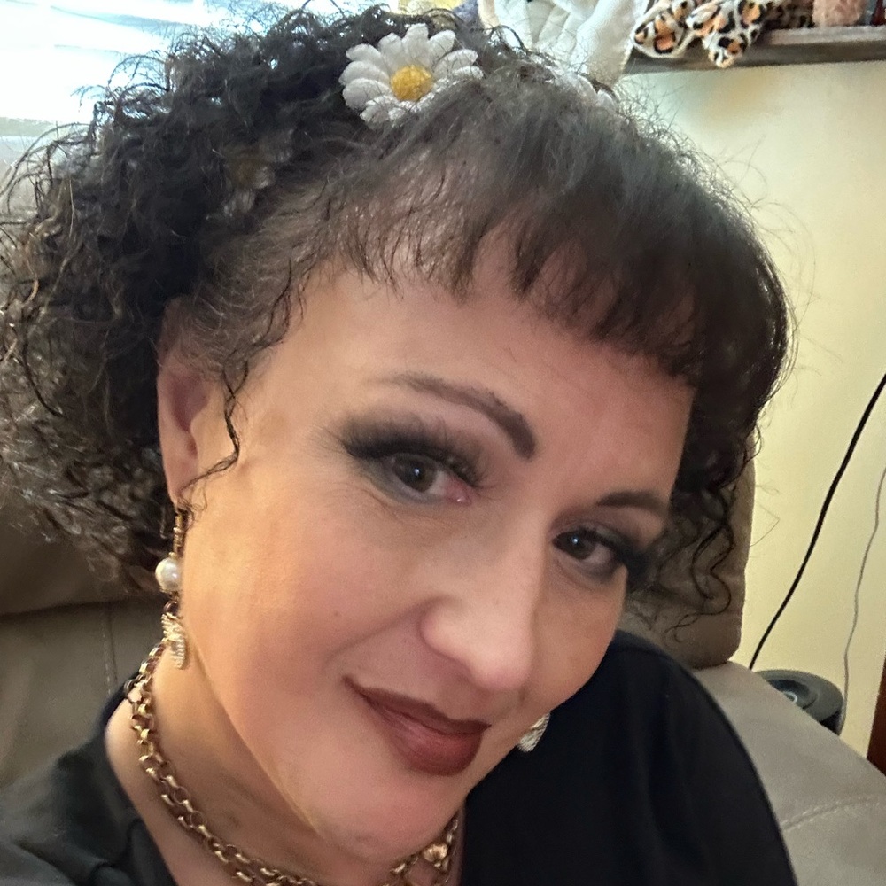 Meet your Posher, Jeni